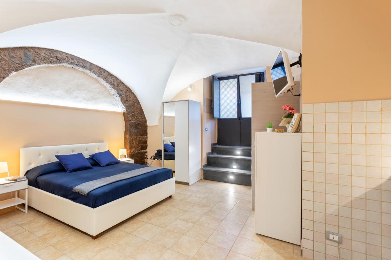 Cerami Studio Flat Catania-Fontanarossai nemzetközi repülőtér Kültér fotó