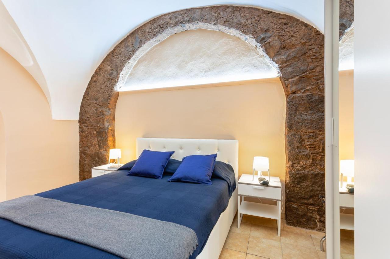 Cerami Studio Flat Catania-Fontanarossai nemzetközi repülőtér Kültér fotó