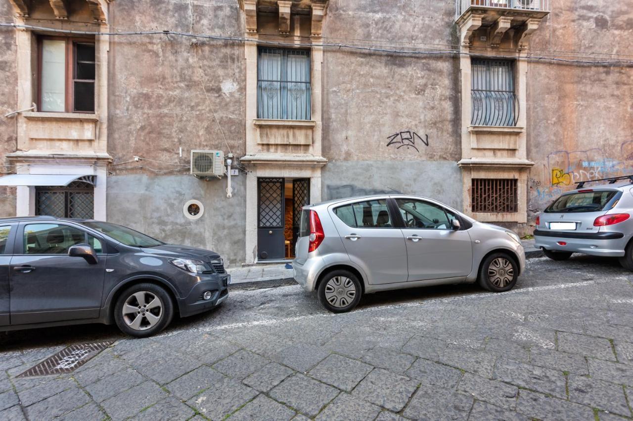 Cerami Studio Flat Catania-Fontanarossai nemzetközi repülőtér Kültér fotó